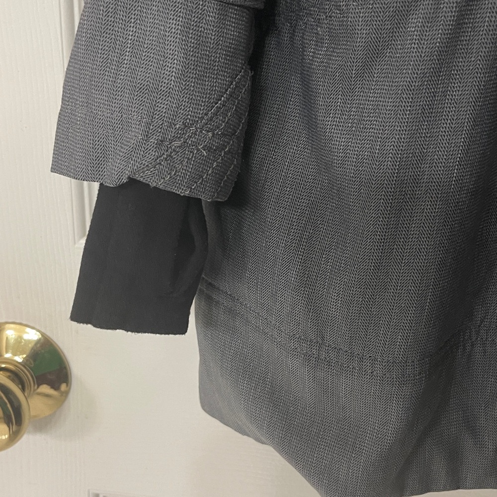 Lululemon jacket - Picture 6 of 8